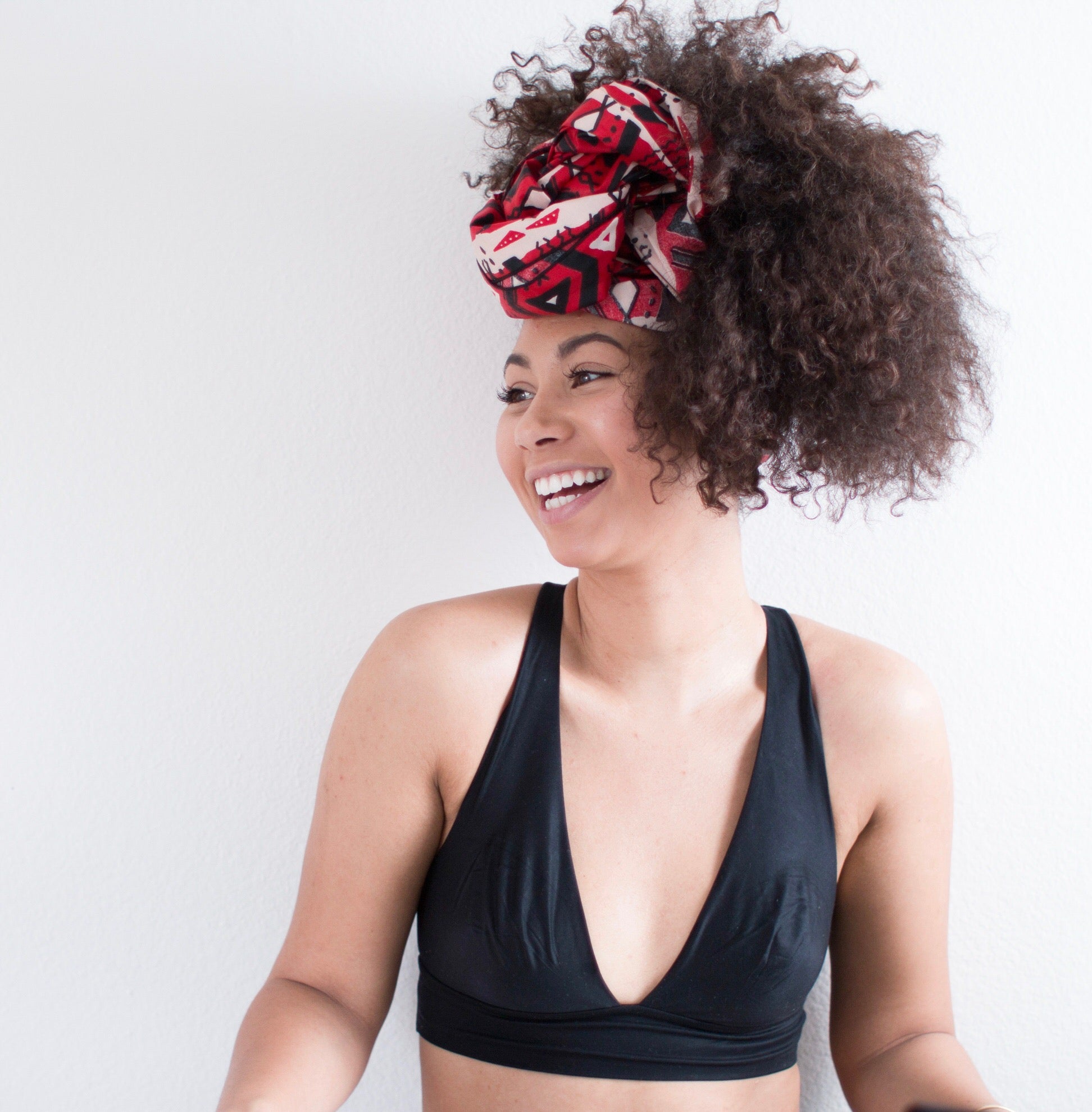 How To Travel The World While Keeping Your Natural Hair On Point
